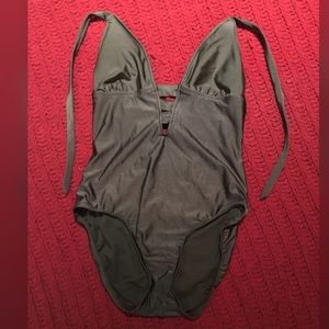 One-piece swim suit